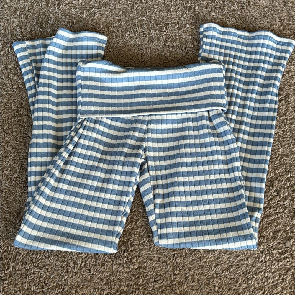 Striped Blue and White Ribbed Yoga pants/leggings